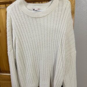 SO Cream Chunky Knit Crew Neck Sweater